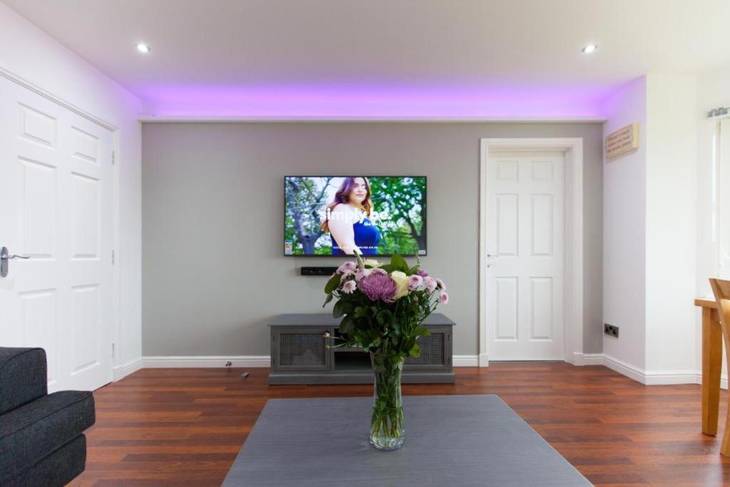 Super Prime Duloch - Dunfermline - 2 Bed Executive Apartment Exterior foto